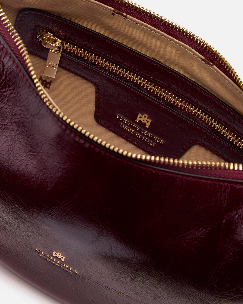 KLEINE SCHULTERTASCHE Schwarzkirsche  - Cuoieria Fiorentina